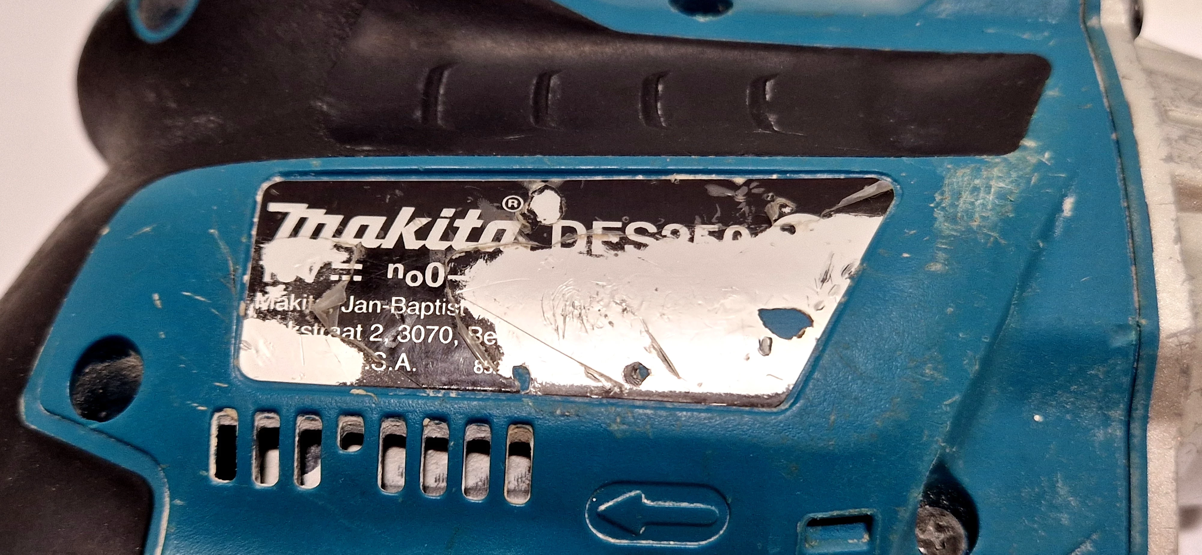 akumulatorowa-wkretarka-do-plyt-gk-regipsu-18v-makita-dfs250-aku-50ah-rodzaj-silnika-204657-221325