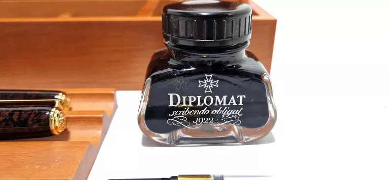 zestaw-diplomat-classic-collection-1922f-piorodlugopiskalamarz-zloto-750-stan-11323-2