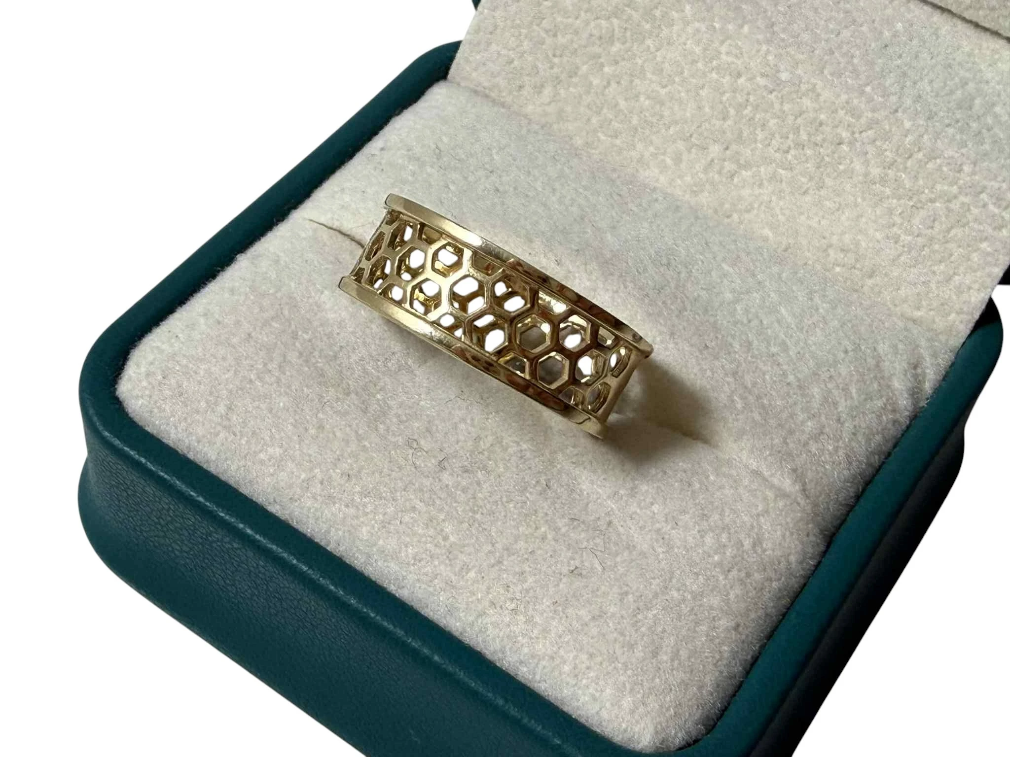 sliczny-zloty-pierscionek-siatka-roz16585275g-material-15835-2