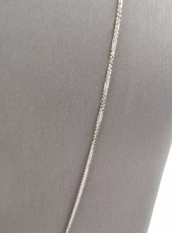 delikatny-zloty-lancuszek-585142g-rodzaj-2205-2