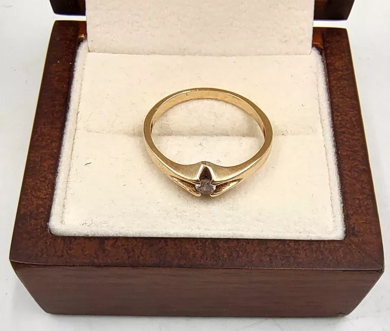 sliczny-zloty-pierscionek-z-bialym-kamieniem-585195g-rozmiarsrednica-wew-mm-372-16