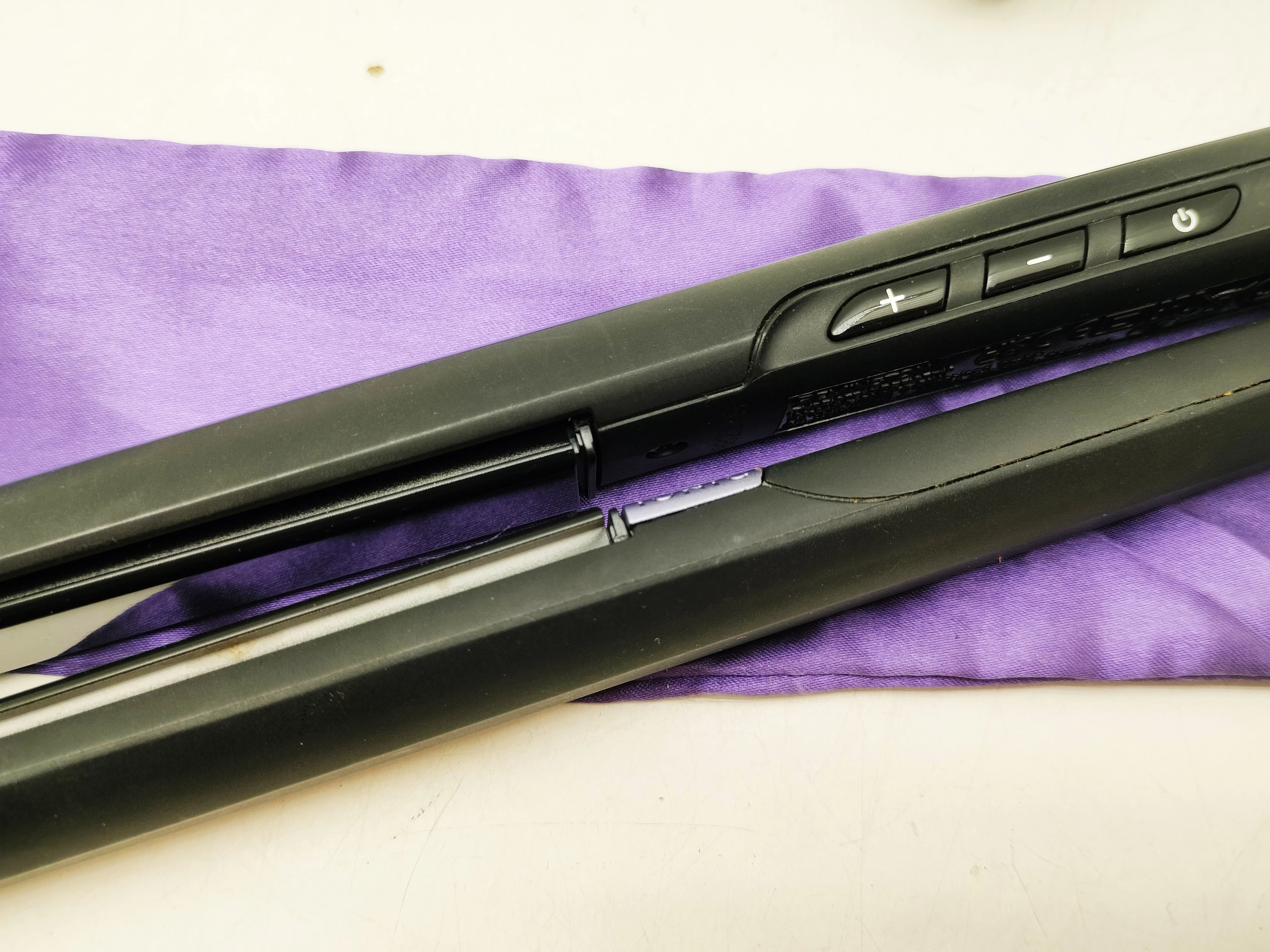 prostownica-remington-s7715-etui-stan-11323-2