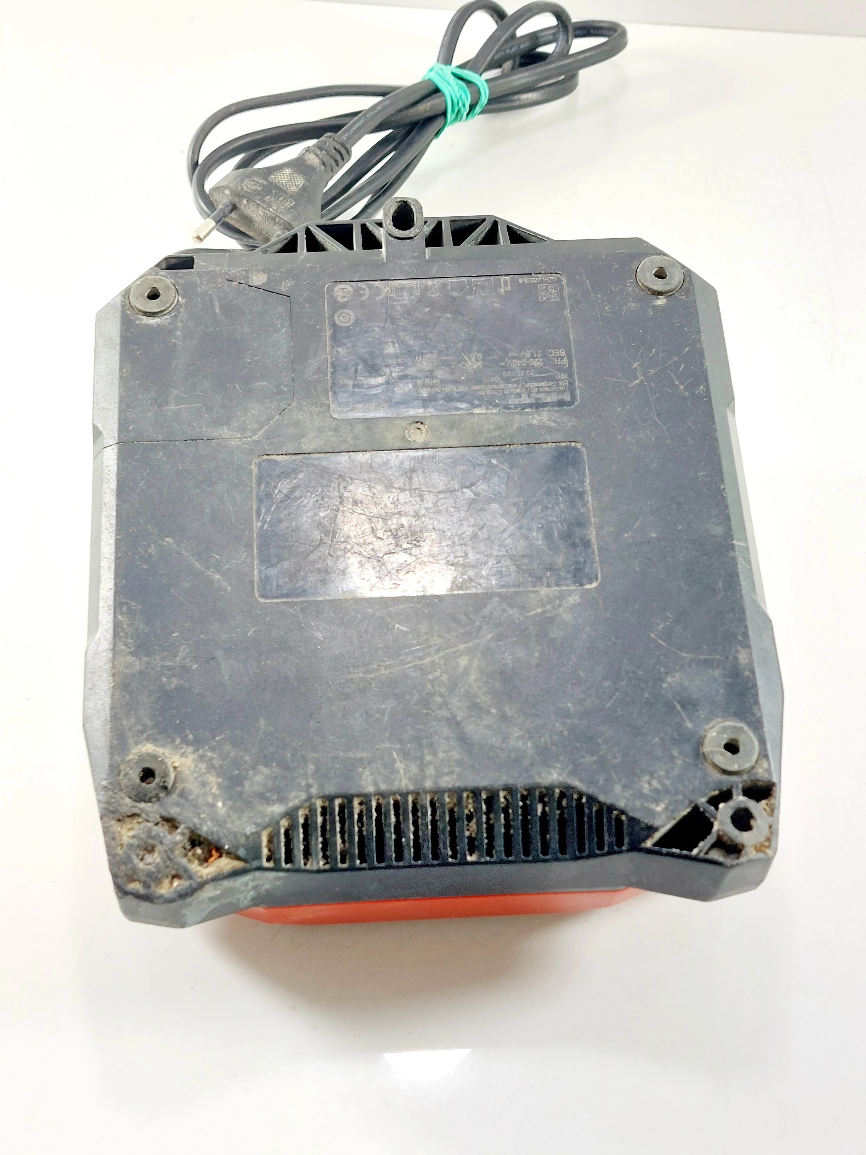 ladowarka-hilti-c-6-22-marka-248811-950608