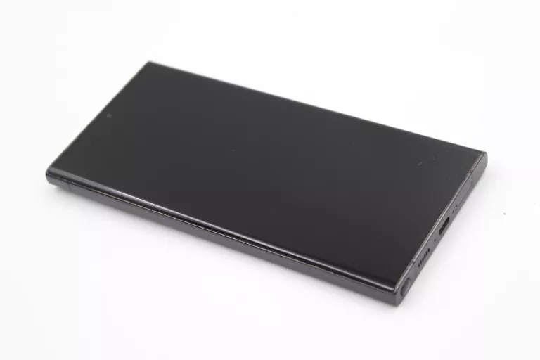 telefon-samsung-galaxy-s23-ultra-stan-11323-1223453