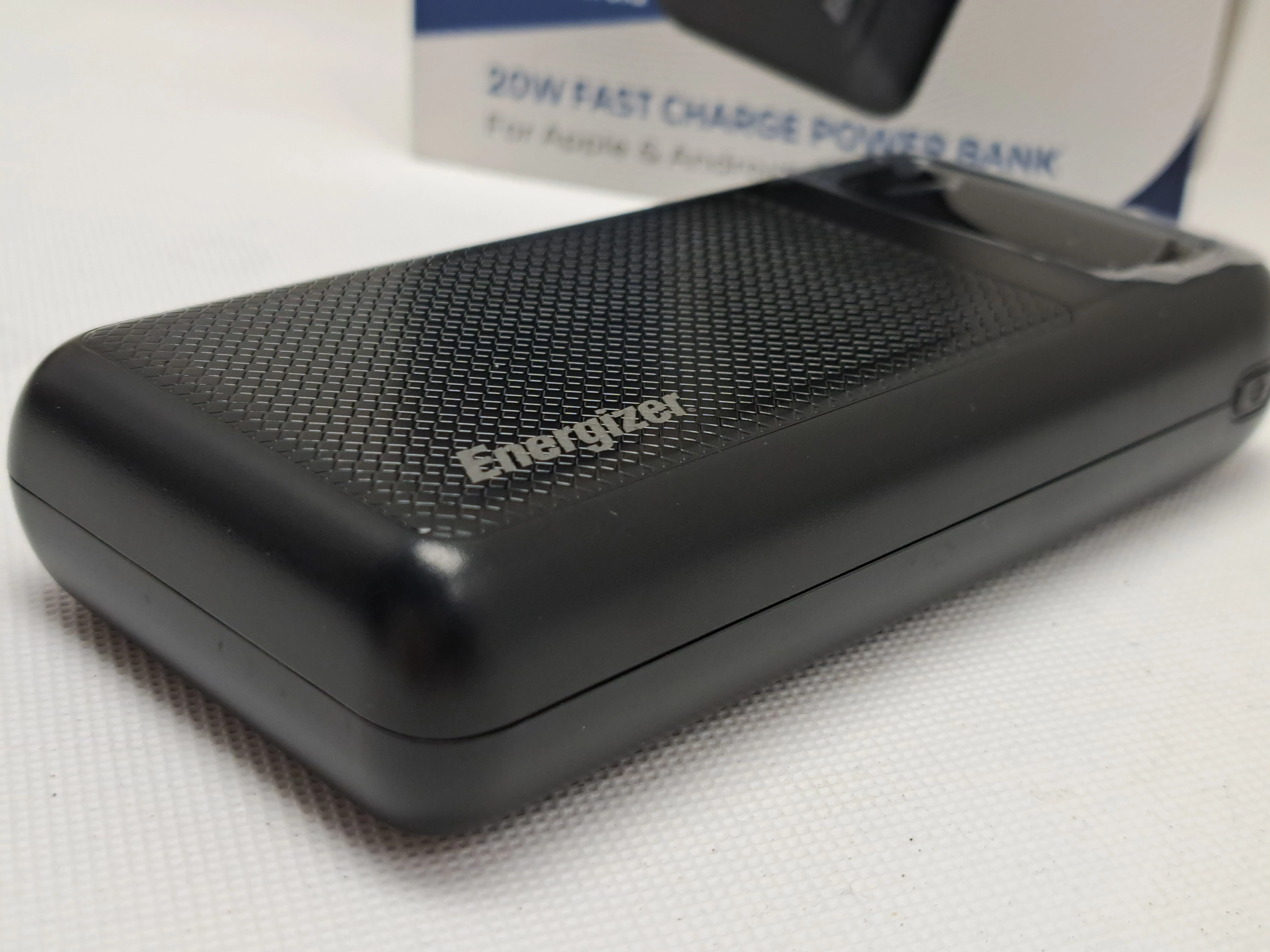 powerbank-energizer-ue20063pq-20000-mah-stan-11323-2