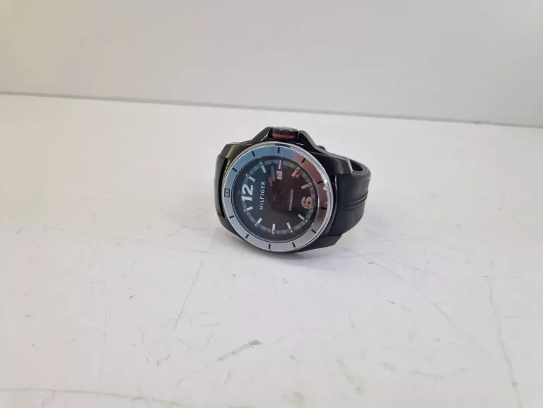 zegarek-meski-tommy-hilfiger-1791114-windsurf-czerwony-dwor-24-gdansk