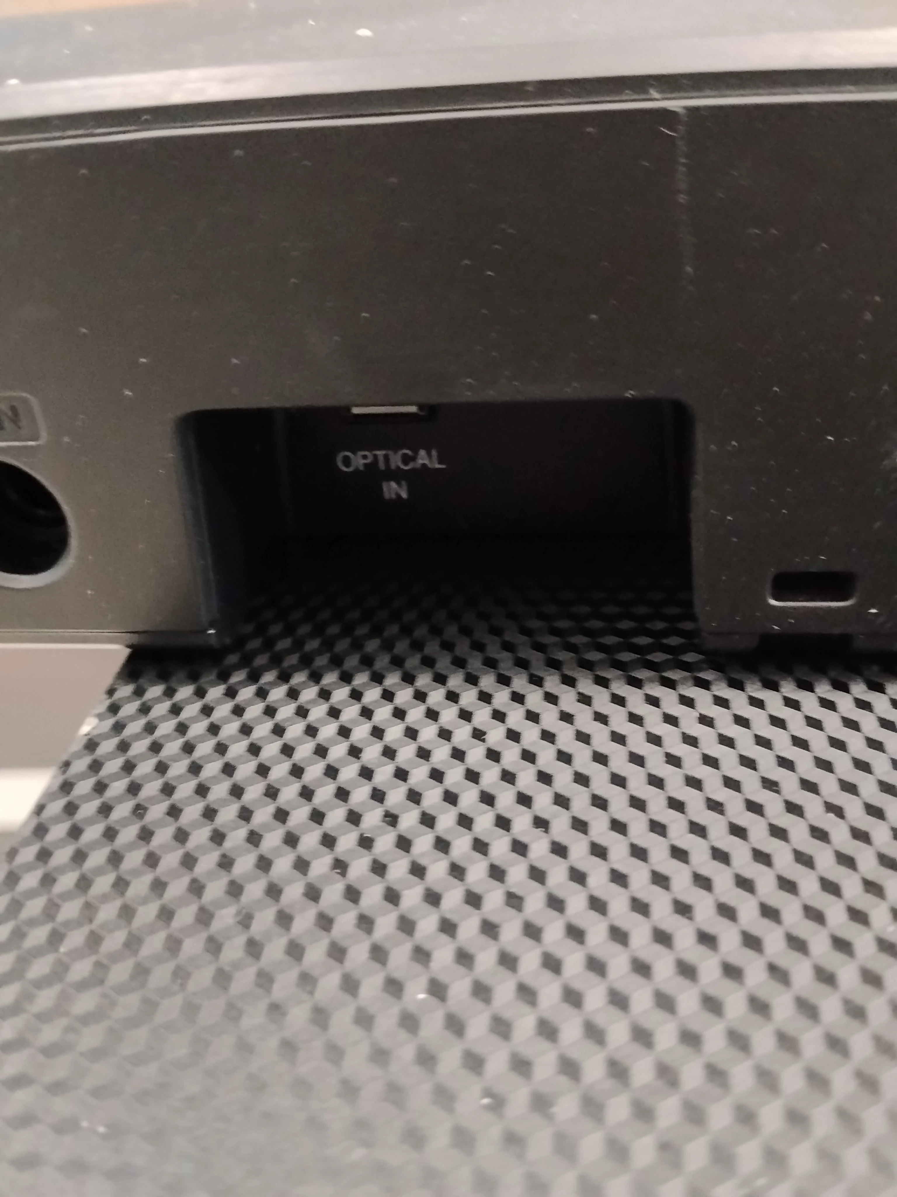 soundbar-lg-sn4r-konstrukcja-229673-342733
