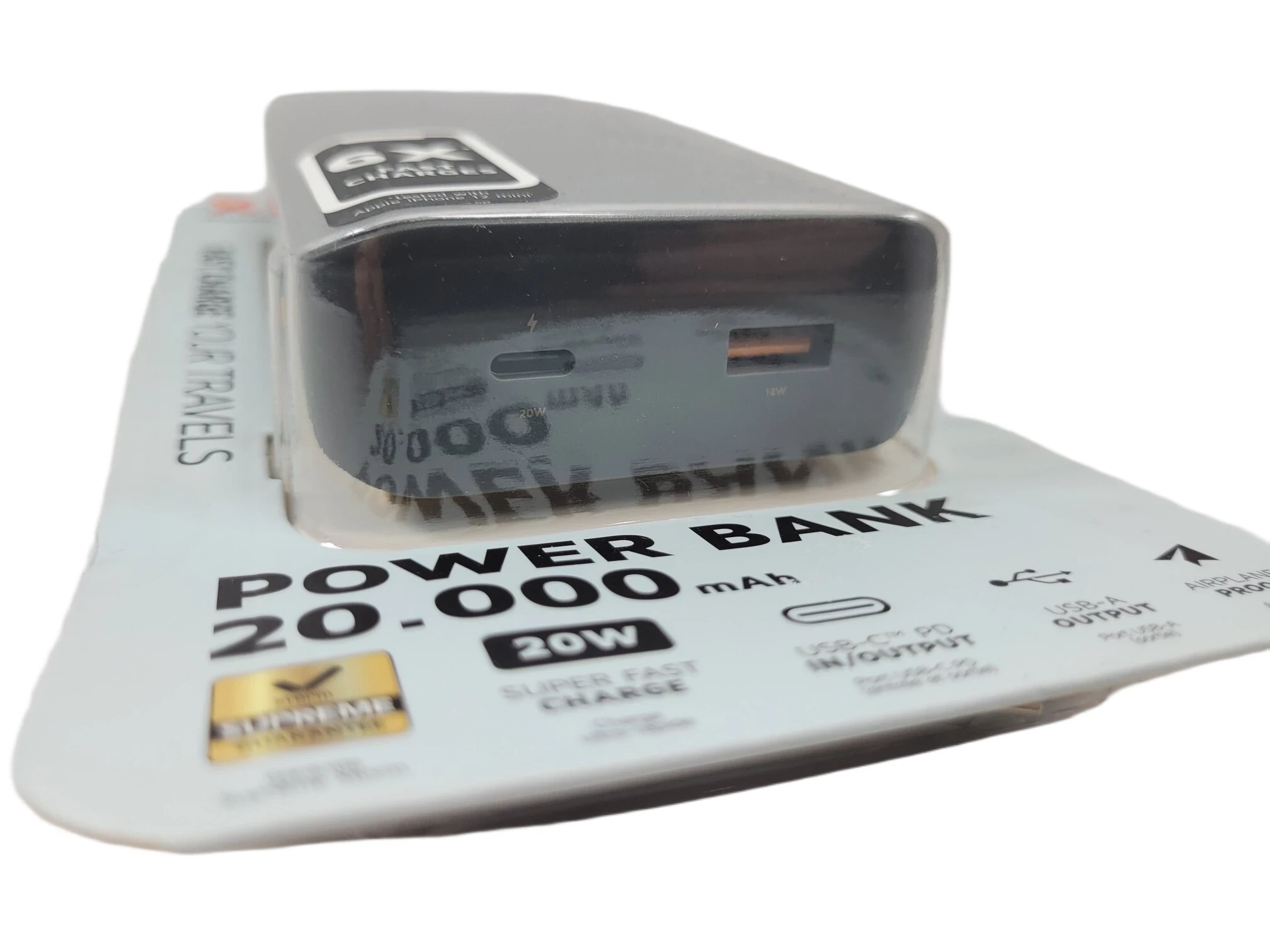 powerbank-xtorm-20000mah-komplet-stan-11323-2