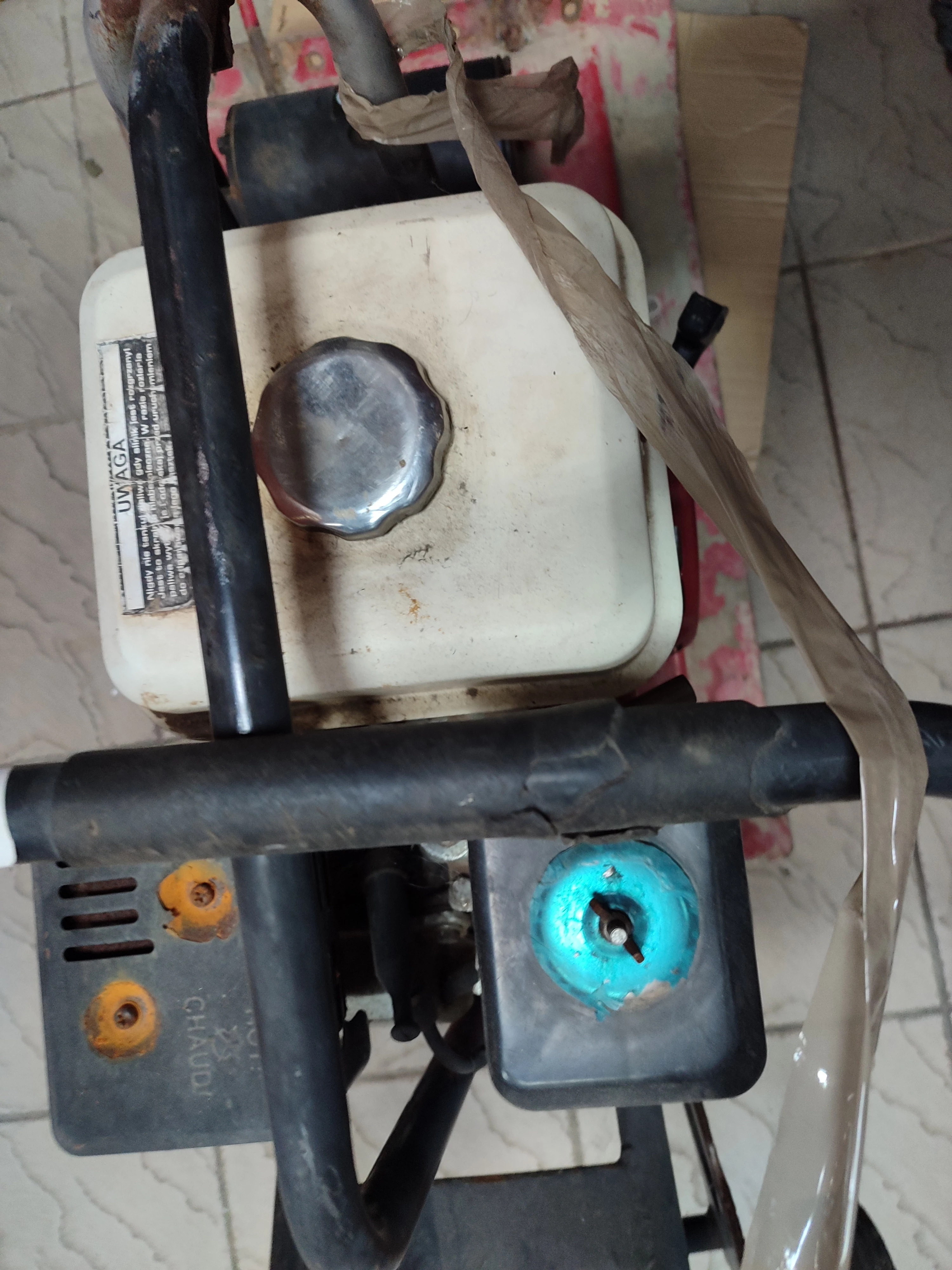 zageszczarka-plytowa-110kg-waga-11000