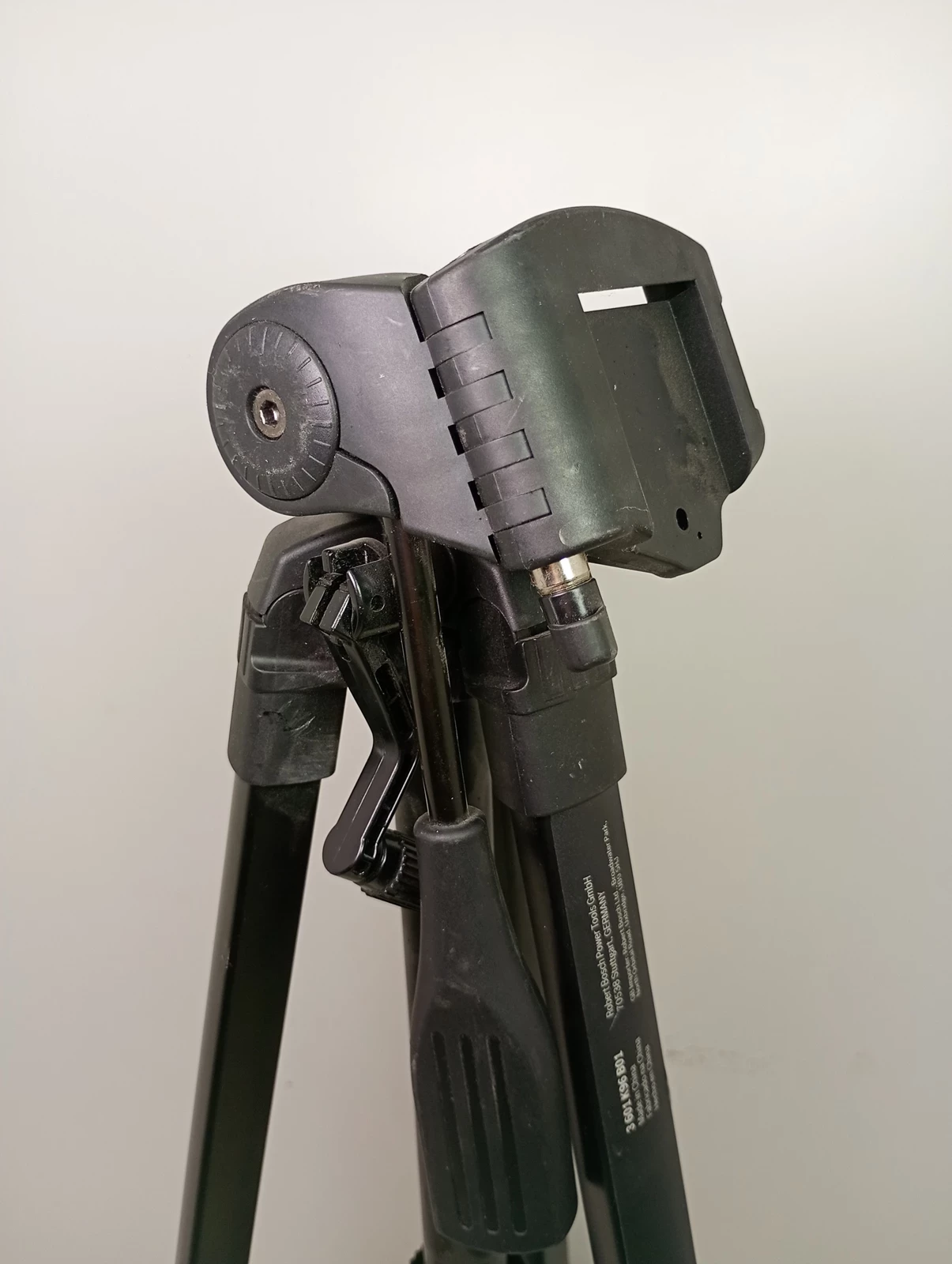 bosch-profesjonalny-statyw-do-laserow-bt-150-stan-11323-2