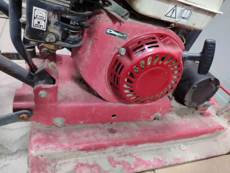 zageszczarka-plytowa-110kg-rodzaj-zageszczarki-18281-1