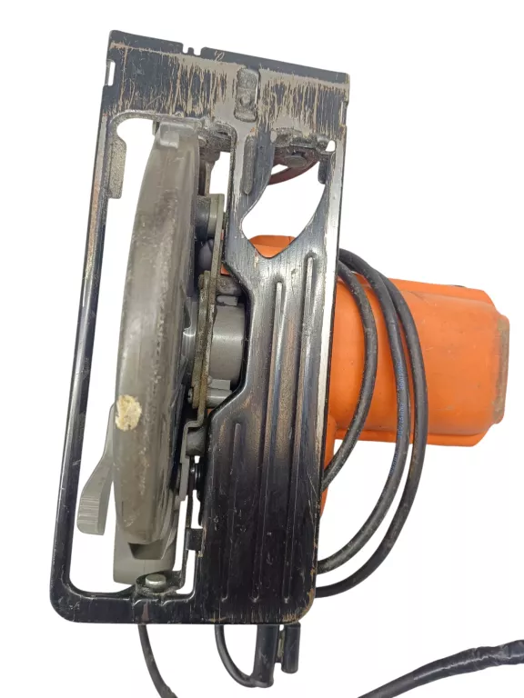 pilarka-tarczowa-black-decker-cs1250l-kod-producenta-cs1250l