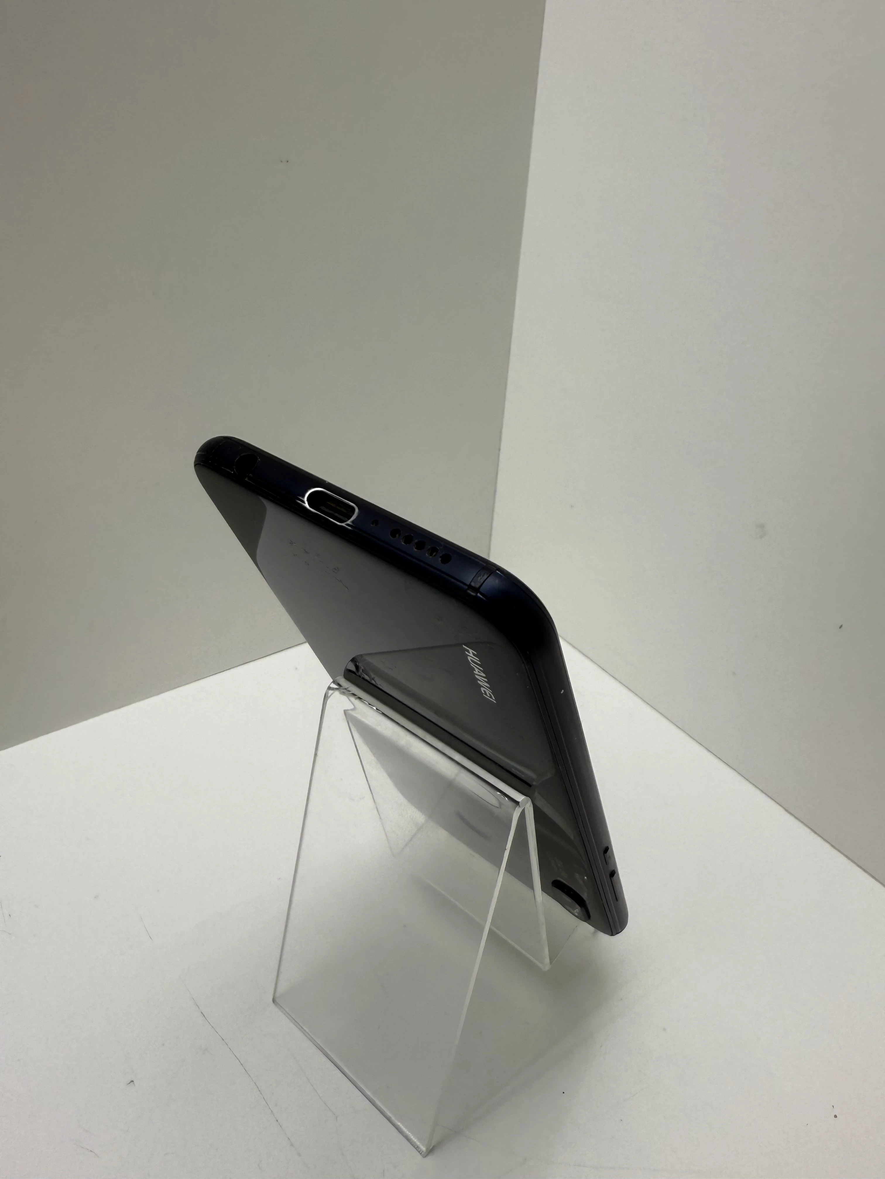 telefon-huawei-p20-lite-4-gb-64-gb-czarny-stan-11323-2