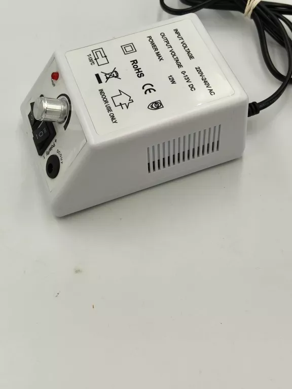 frezarka-do-paznokci-mecedes-2000-w-pudelku-moment-obrotowy-000