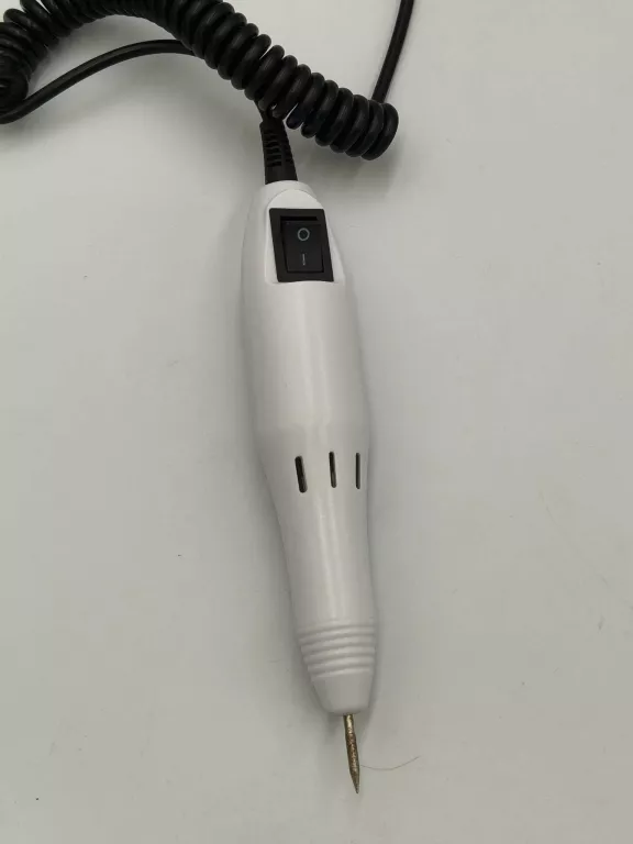 frezarka-do-paznokci-mecedes-2000-w-pudelku-zasilanie-209566-1