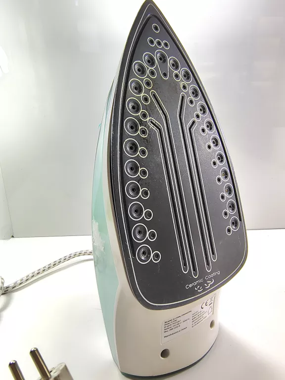 zelazko-ze-stopa-ceramiczna-pro-efficiency-stan-11323-2