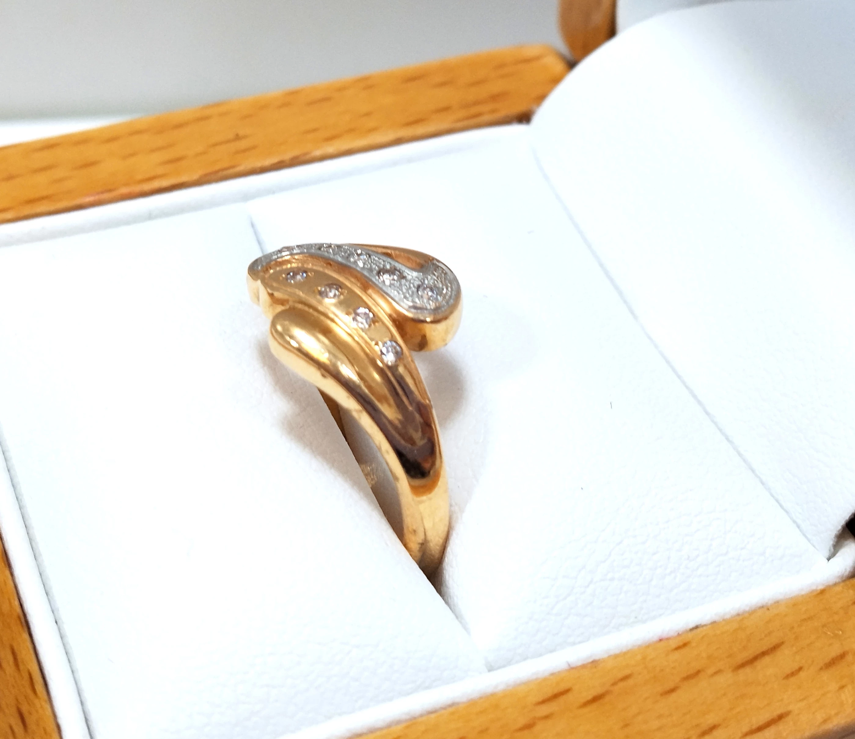 zloty-pierscionek-cyrkonie-585-354g-r15-ean-gtin-5904237281179