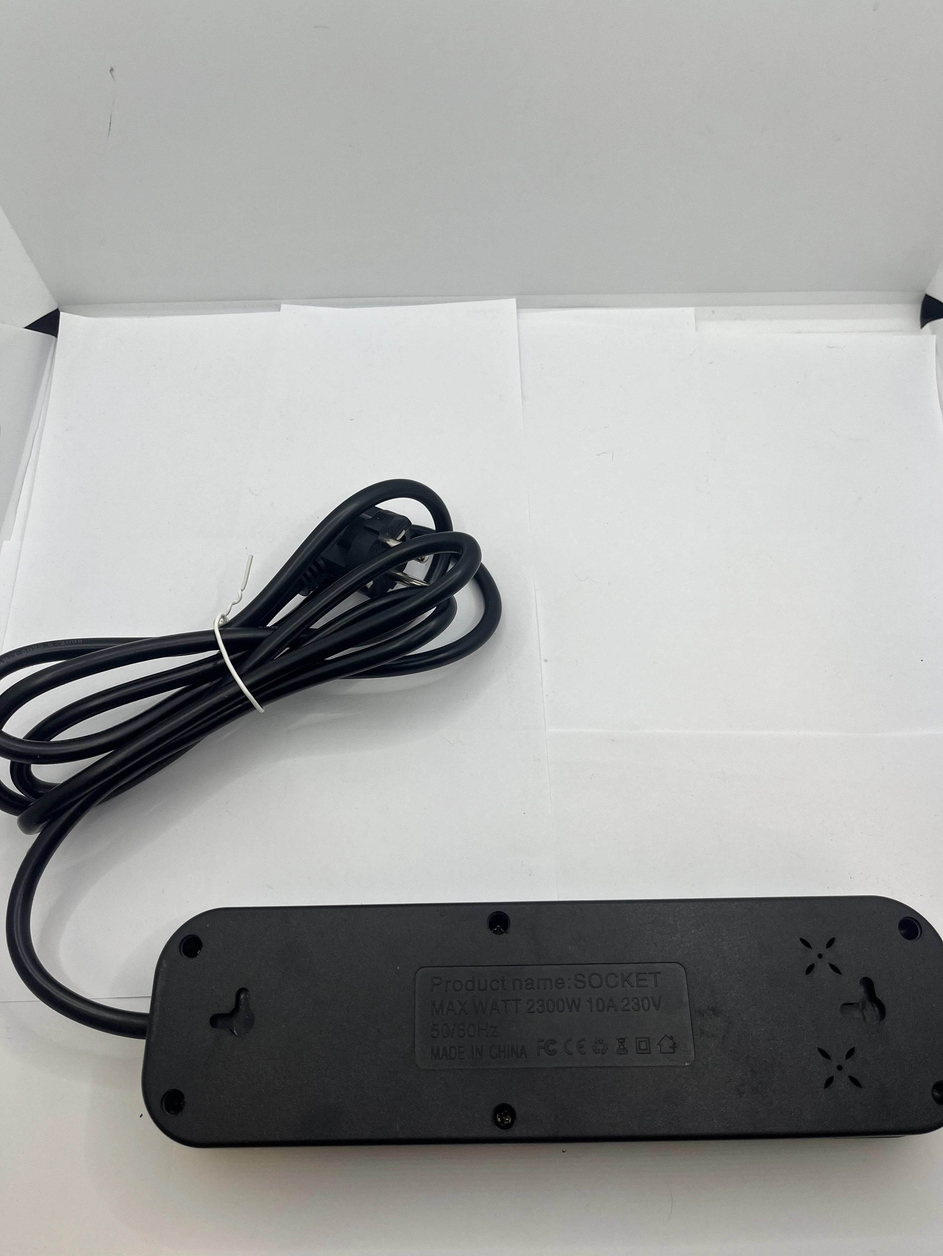 przedluzacz-3-gniazda-socket-ean-gtin-5904703013730