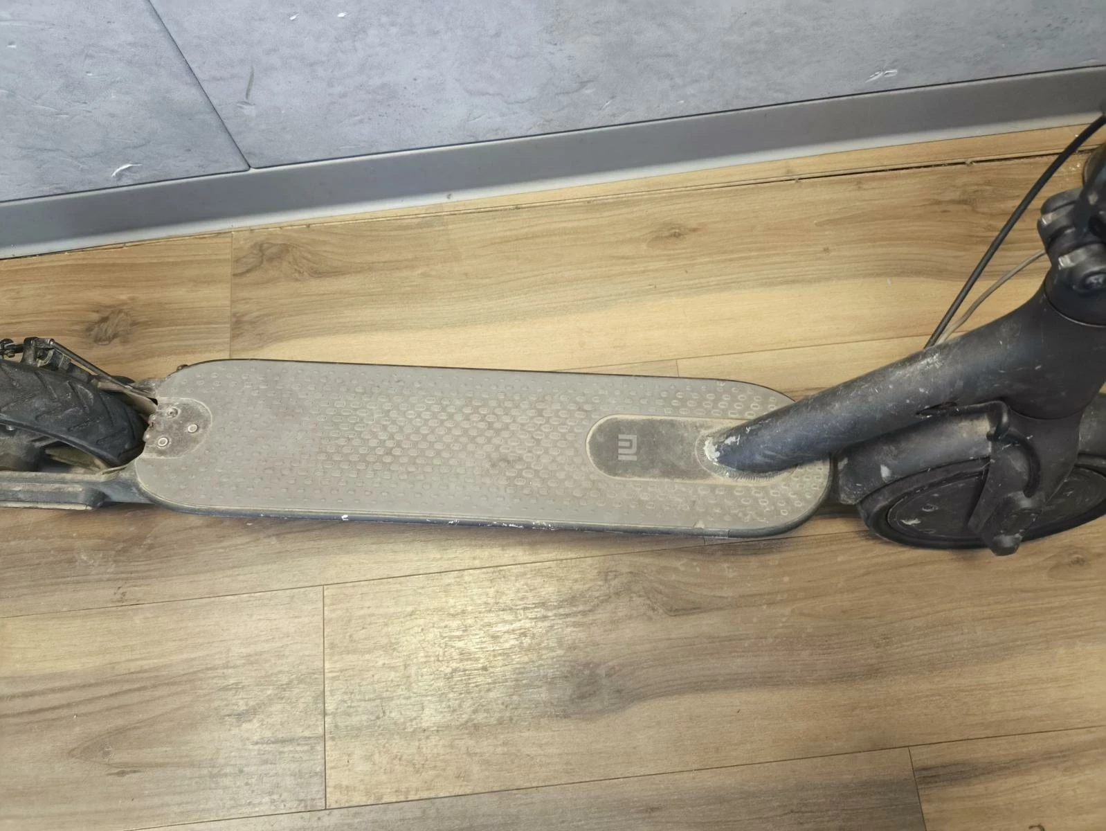 hulajnoga-xiaomi-mi-scooter-1s-predkosc-maksymalna-2000