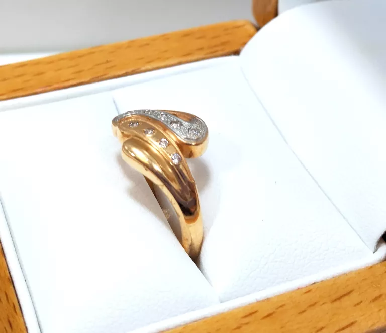 zloty-pierscionek-cyrkonie-585-354g-r15-ean-gtin-5904237281179