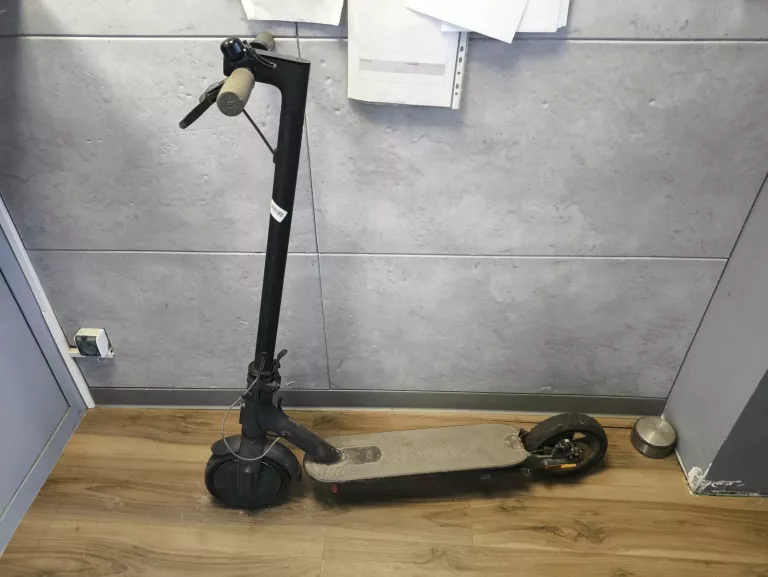 hulajnoga-xiaomi-mi-scooter-1s-szybka-25-krakow