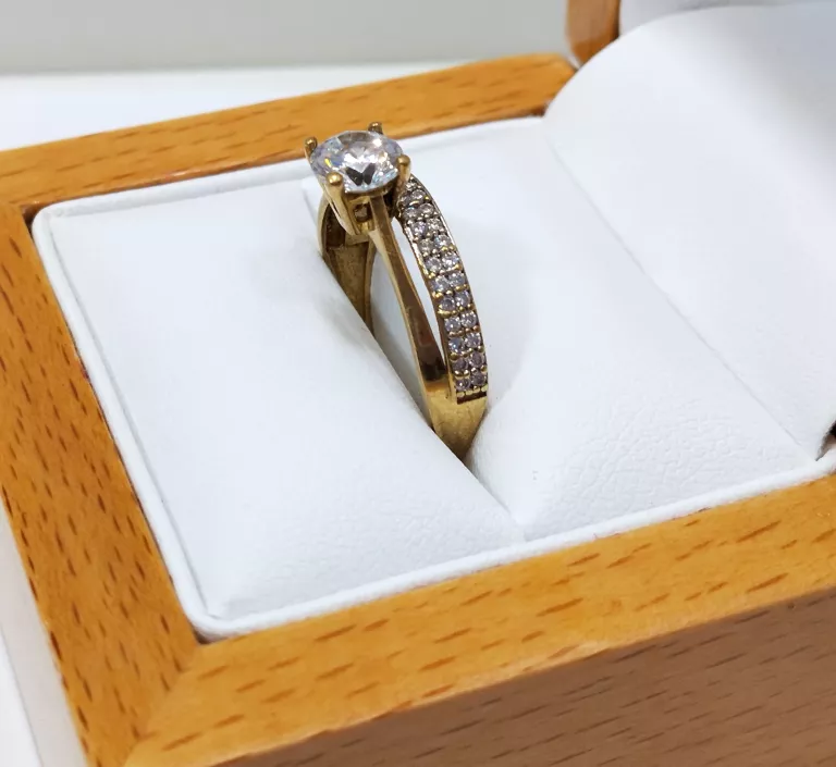 zloty-pierscionek-z-cyrkonia-333-236g-r19-rodzaj-2205-2