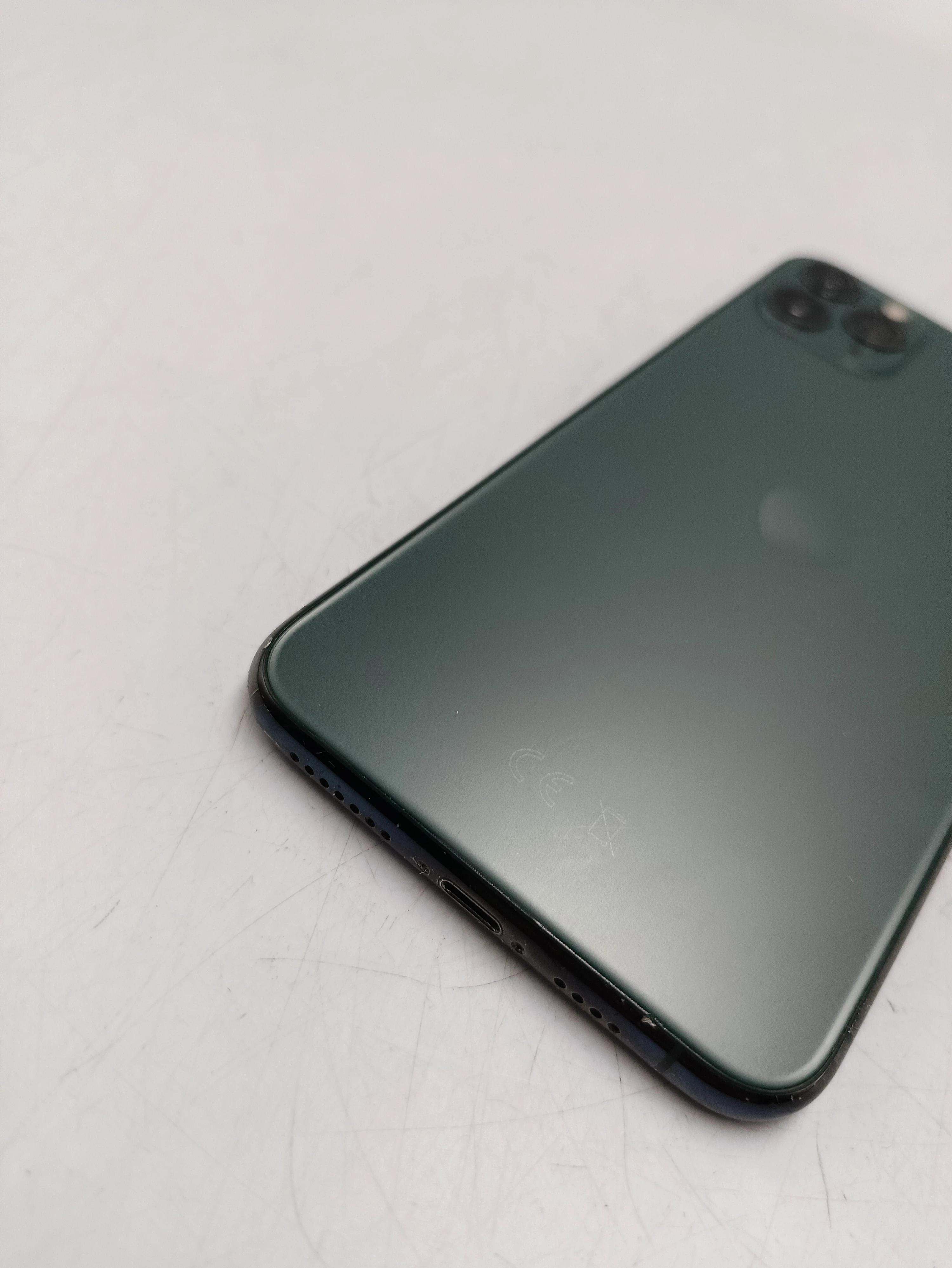 telefon-apple-iphone-11-pro-max-256gb-bateria-79-wbudowana-pamiec-202869-214185