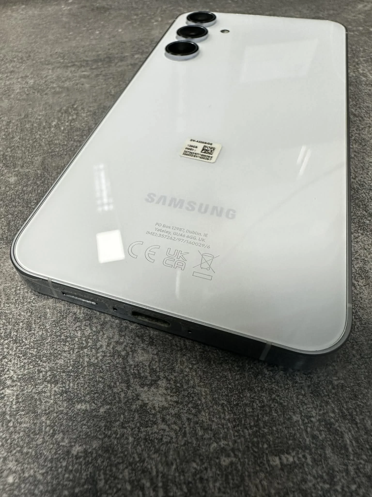 telefon-samsung-galaxy-a55-5g-8128-gb-na-czesci-blokada-typ-202685-212929