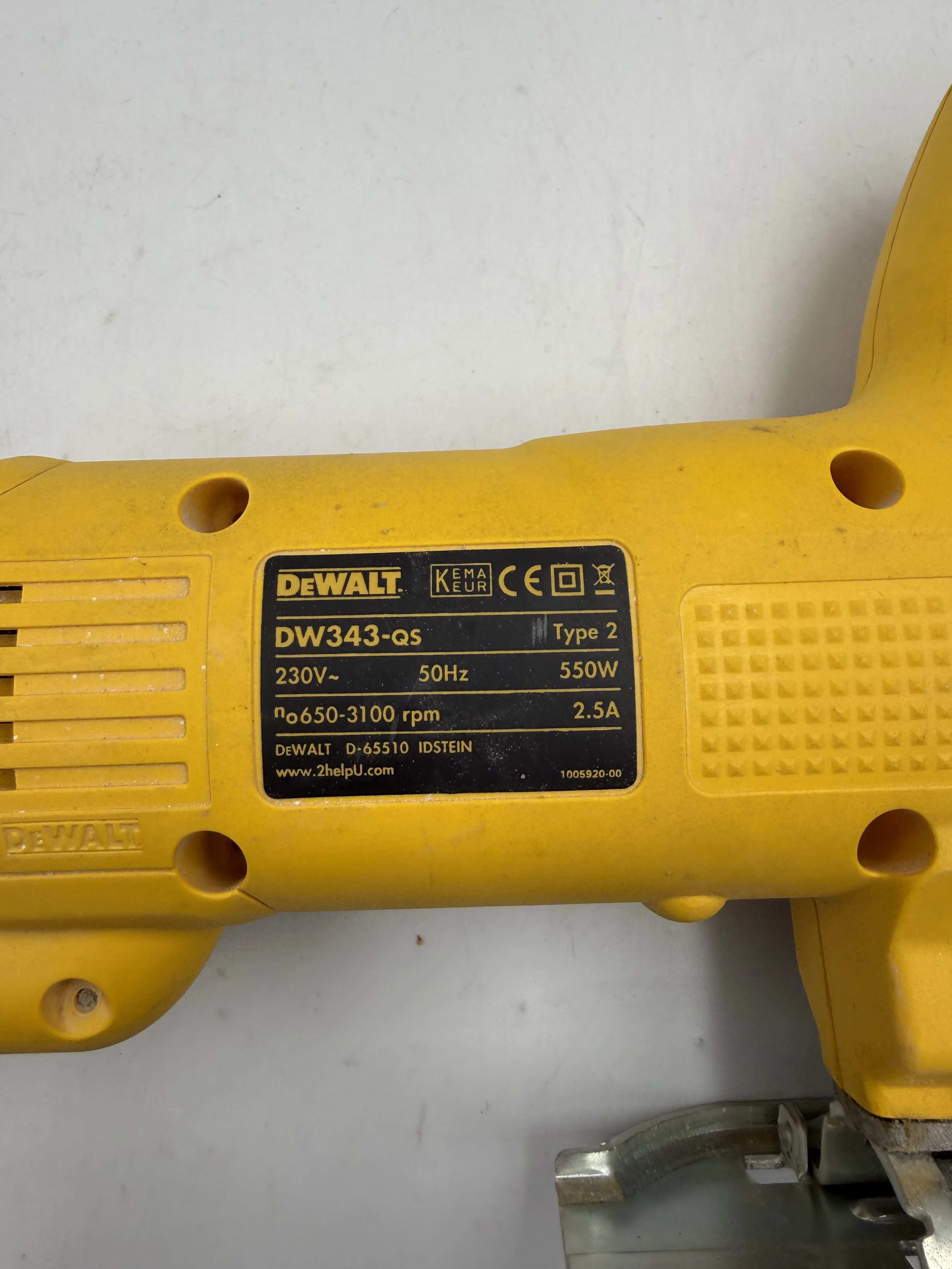 wyrzynarka-dewalt-dw343-qs-mocowanie-brzeszczotu-205041-222245