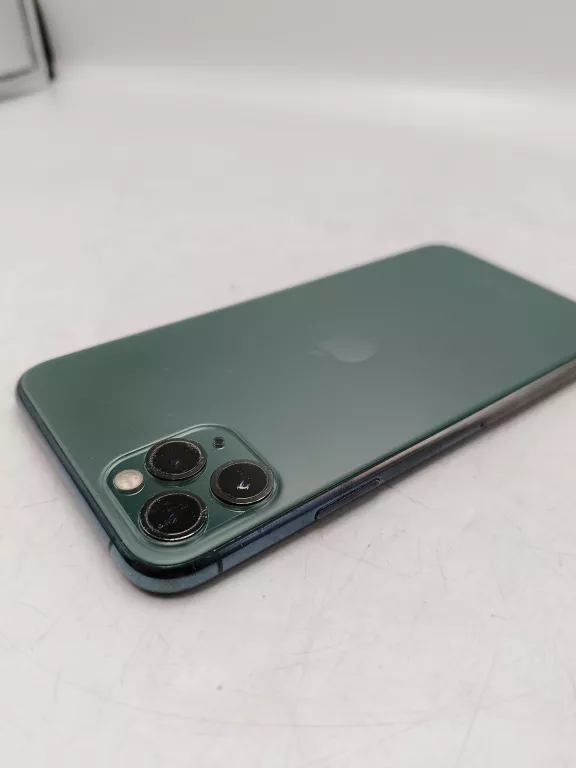 telefon-apple-iphone-11-pro-max-256gb-bateria-79-stan-11323-2