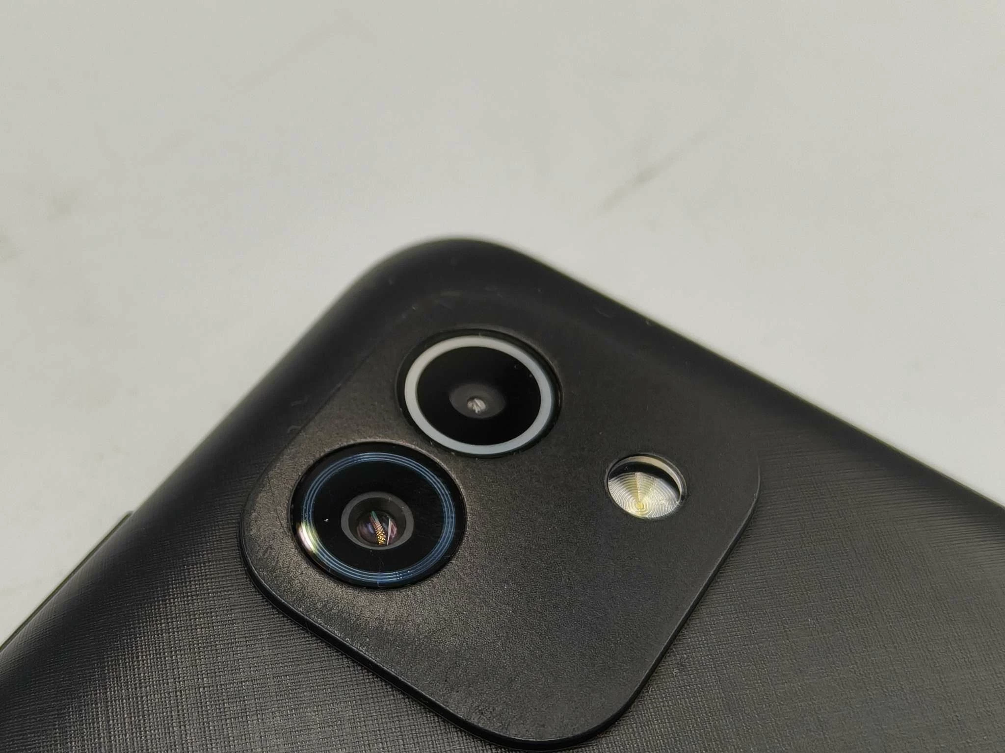 telefon-samsung-galaxy-a03-464-przekatna-ekranu-650