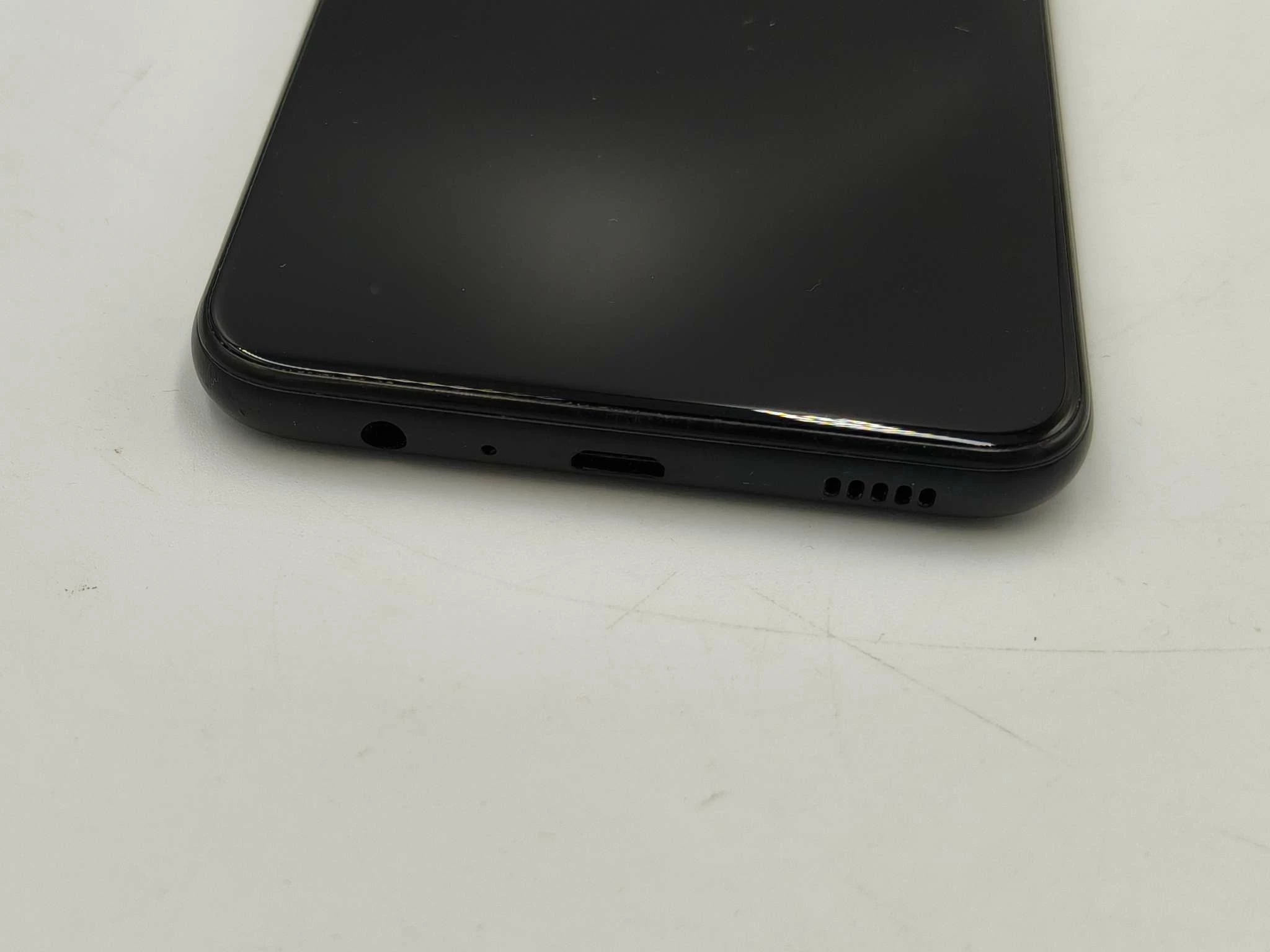 telefon-samsung-galaxy-a03-464-wbudowana-pamiec-202869-214193