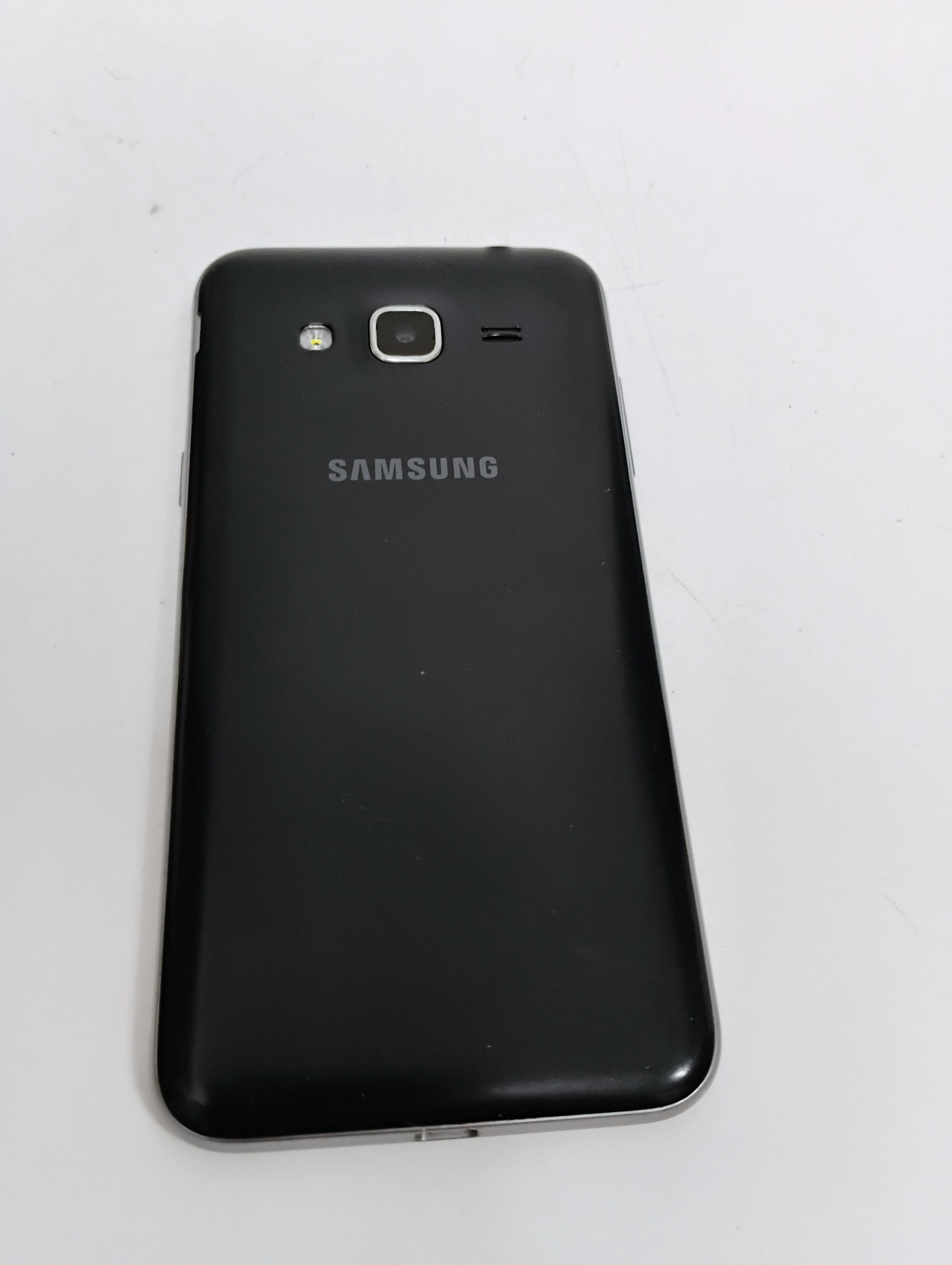 telefon-samsung-galaxy-j3-2016-orzegowska-25-bytom