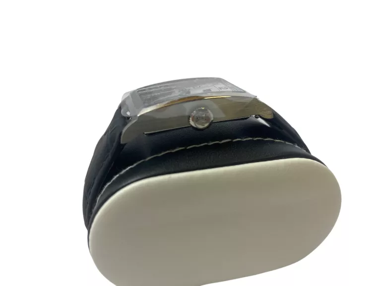 zegarek-lip-churchill-671937-churchill-t18-ean-gtin-3389556719442