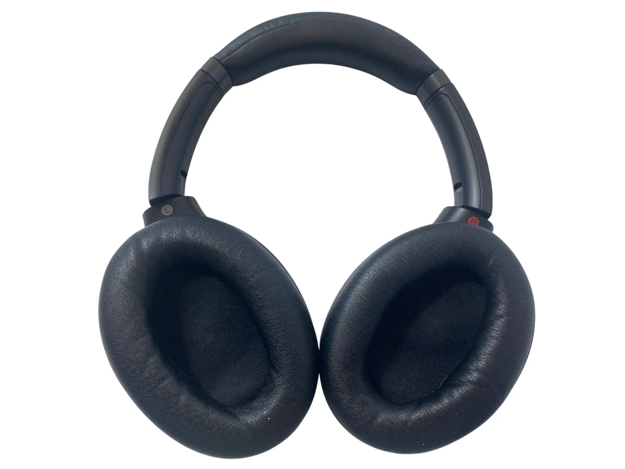 sluchawki-nauszne-sony-wh1000xm3-czarne-kolor-dominujacy-129357-3