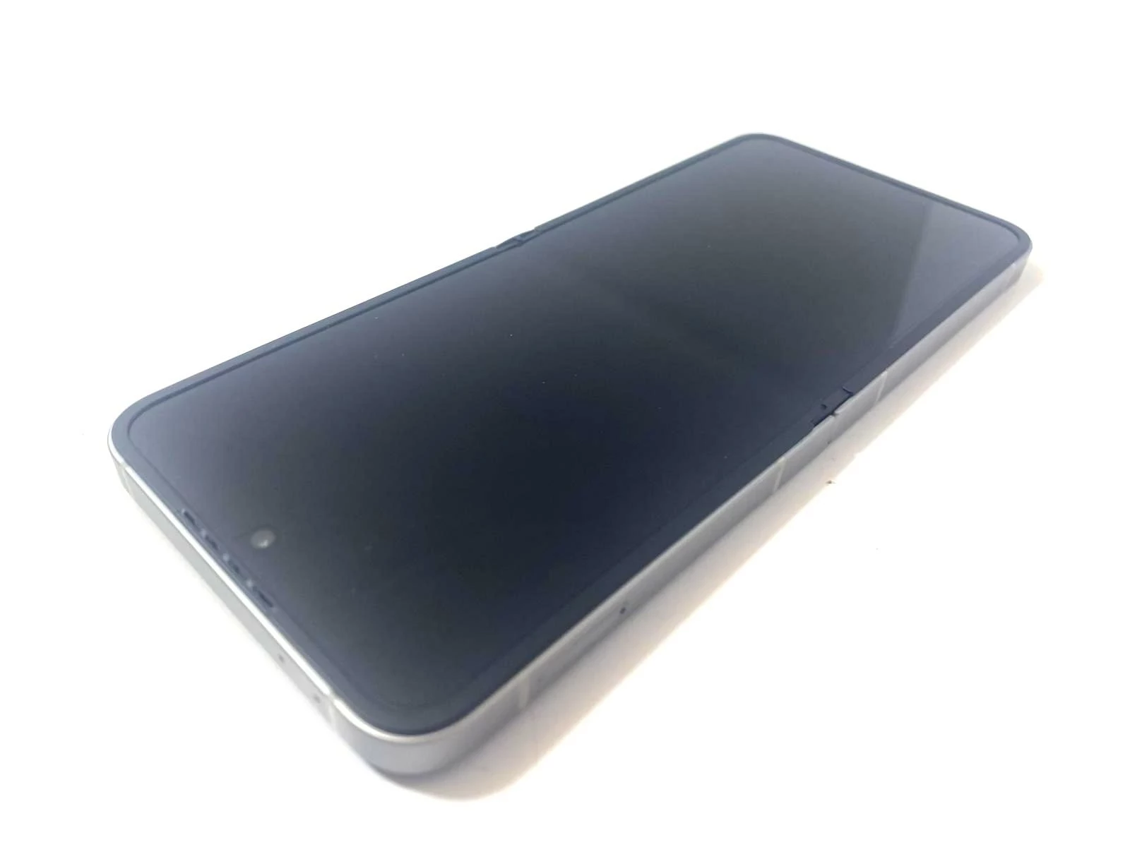 telefon-samsung-galaxy-z-flip-6-12256gb-kod-producenta-sm-f741bzsgeue