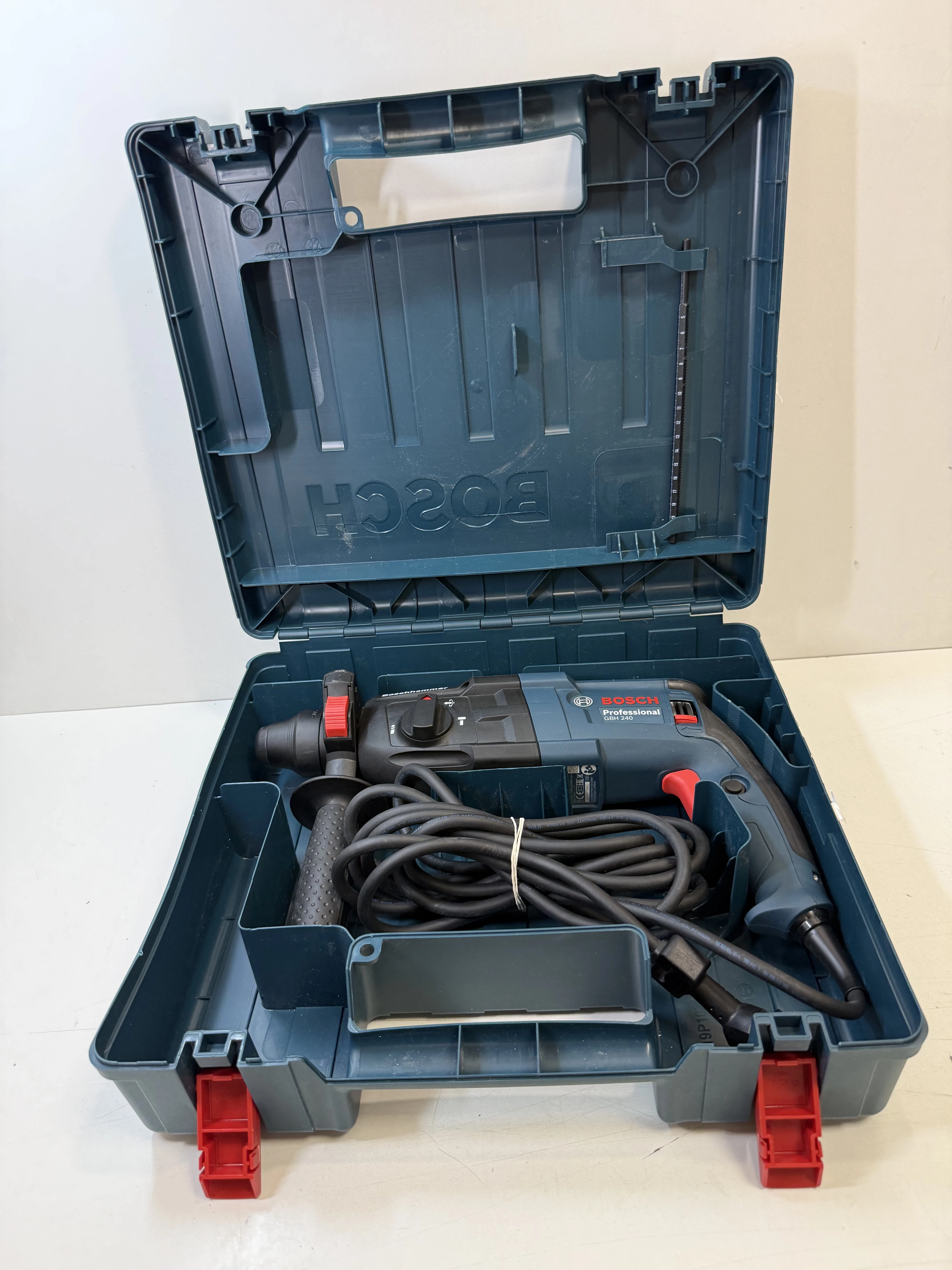 mlotowiertarka-gbh-240-bosch-ean-gtin-3165140765619