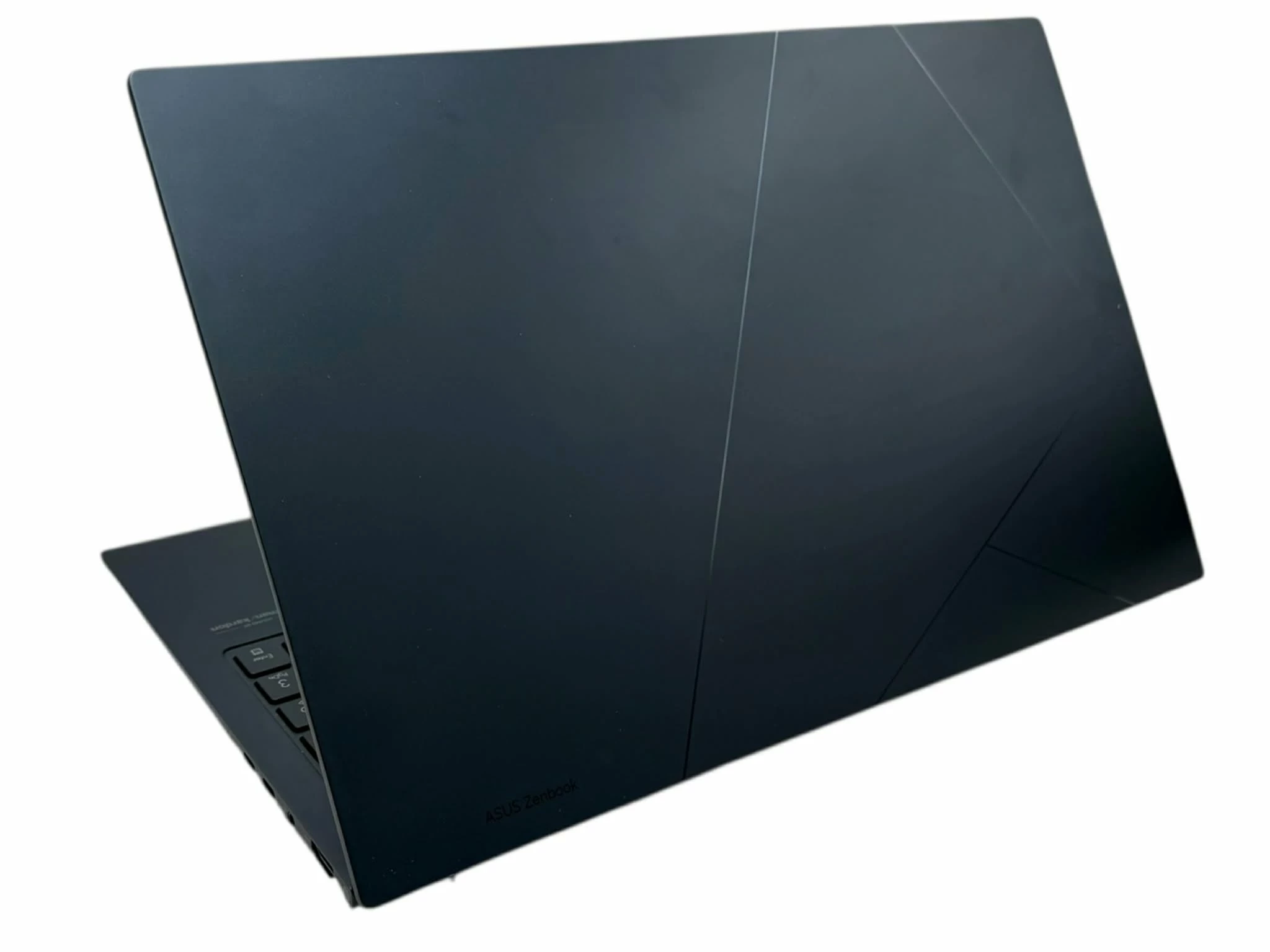 asus-zenbook-15-um3504da-amd-ryzen-5-7535u-16gb-512gb-windows-11-home-typ-dysku-twardego-128550-2