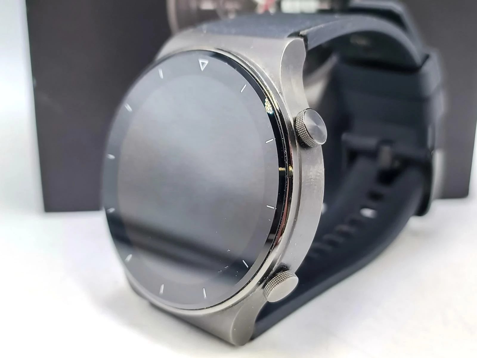 smartwatch-huawei-watch-gt2-pro-stan-11323-2