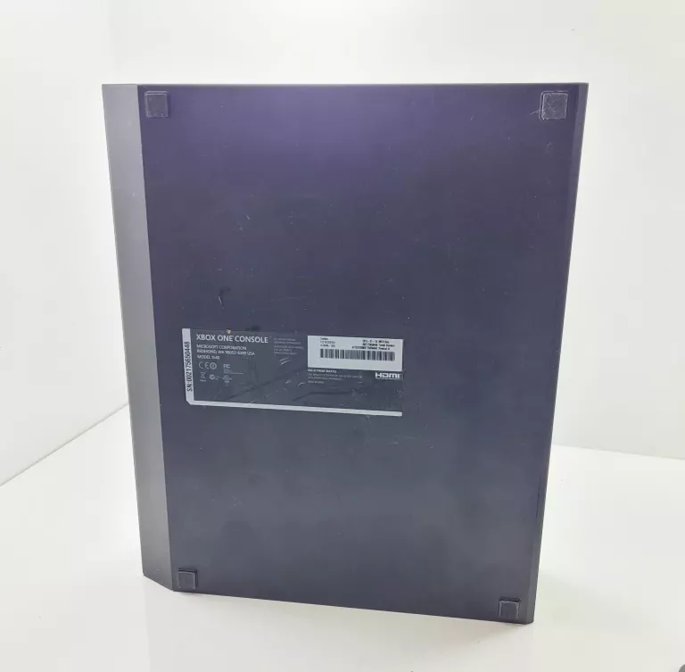 konsola-xbox-one-500gb-liczba-kontrolerow-w-zestawie-205994-225554