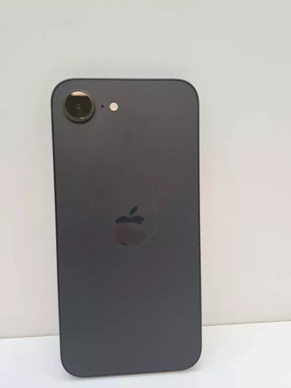 telefon-iphone-16e-komplet-przekatna-ekranu-610