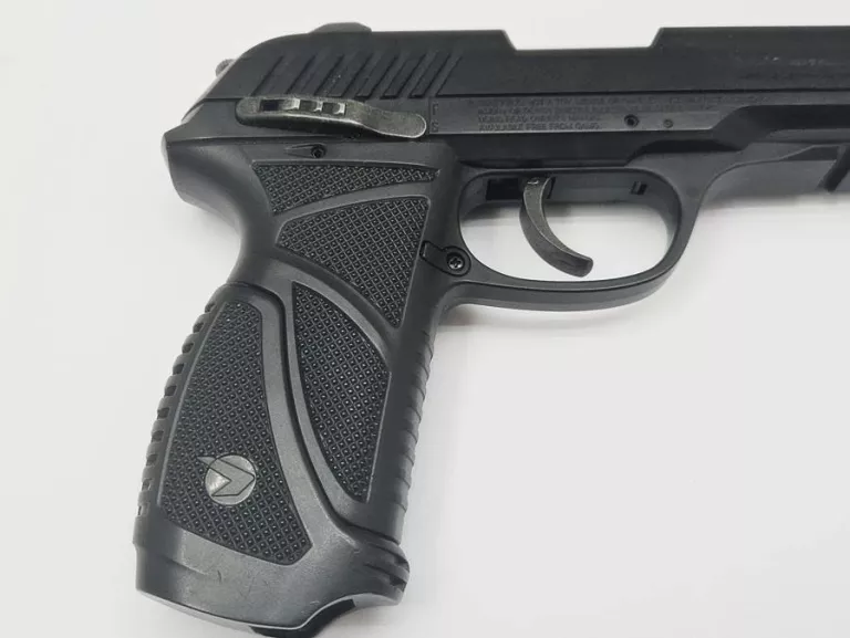 wiatrowka-pistolet-gamo-pt-85-blowback-kal-45mm-marka-248811-2014391