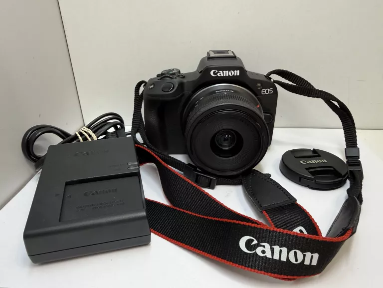 aparat-canon-eos-r50-obiektyw-18-45-osiedle-centrum-d1-krakow