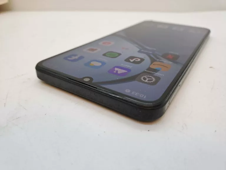 telefon-realme-c53-6128gb-etuipudelko-kod-producenta-rmx3760