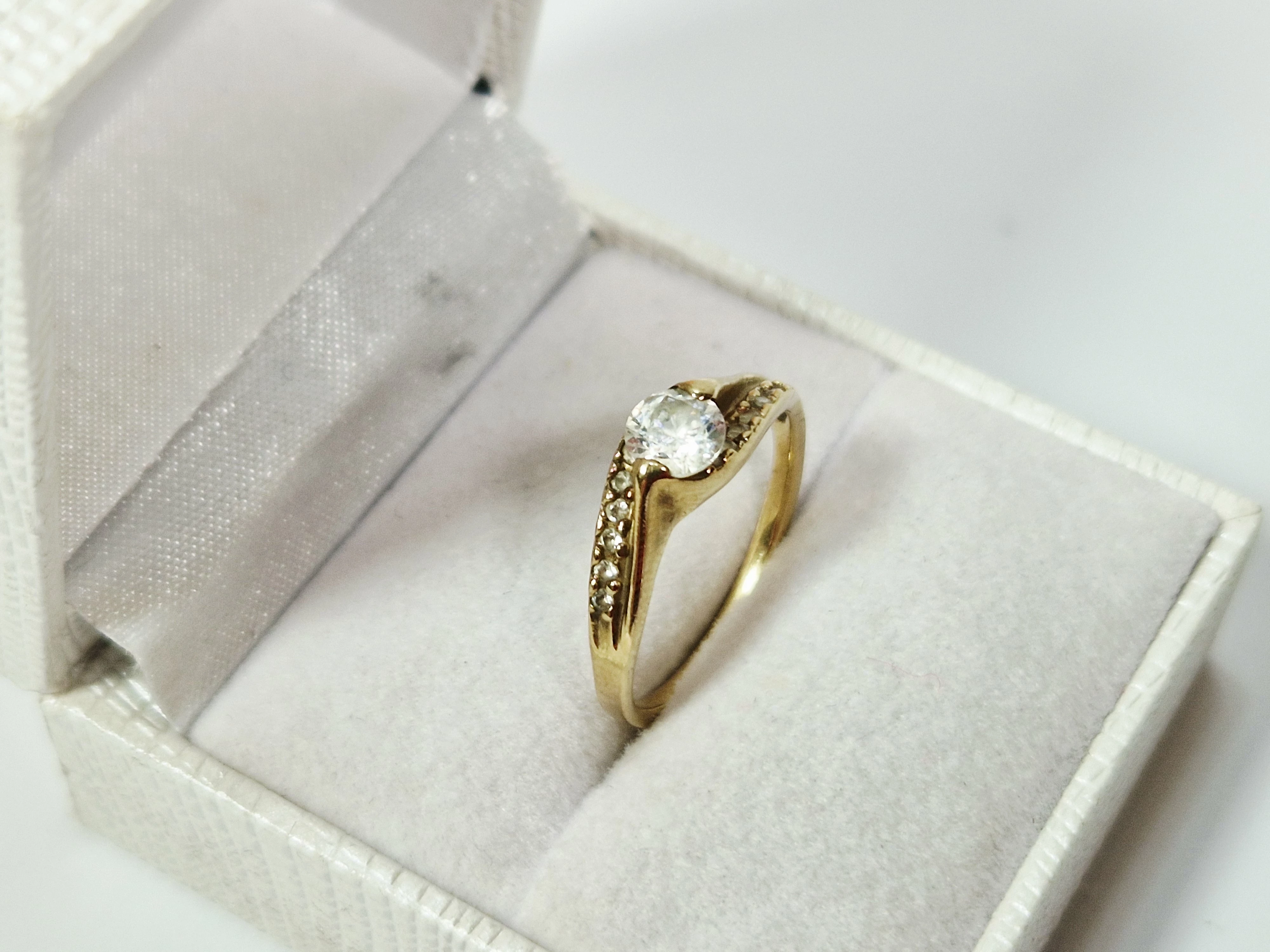 sliczny-zloty-pierscionek-333-190g-roz-13-marka-248811-958954