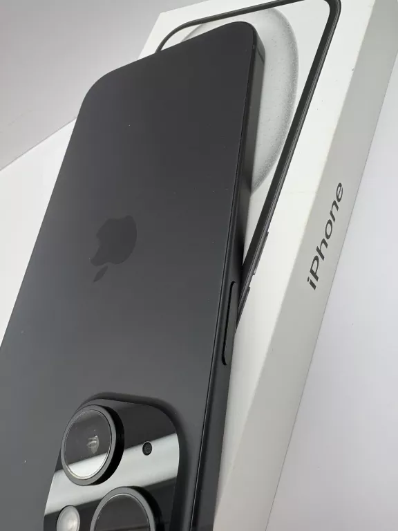 telefon-iphone-15-wbudowana-pamiec-202869-214189