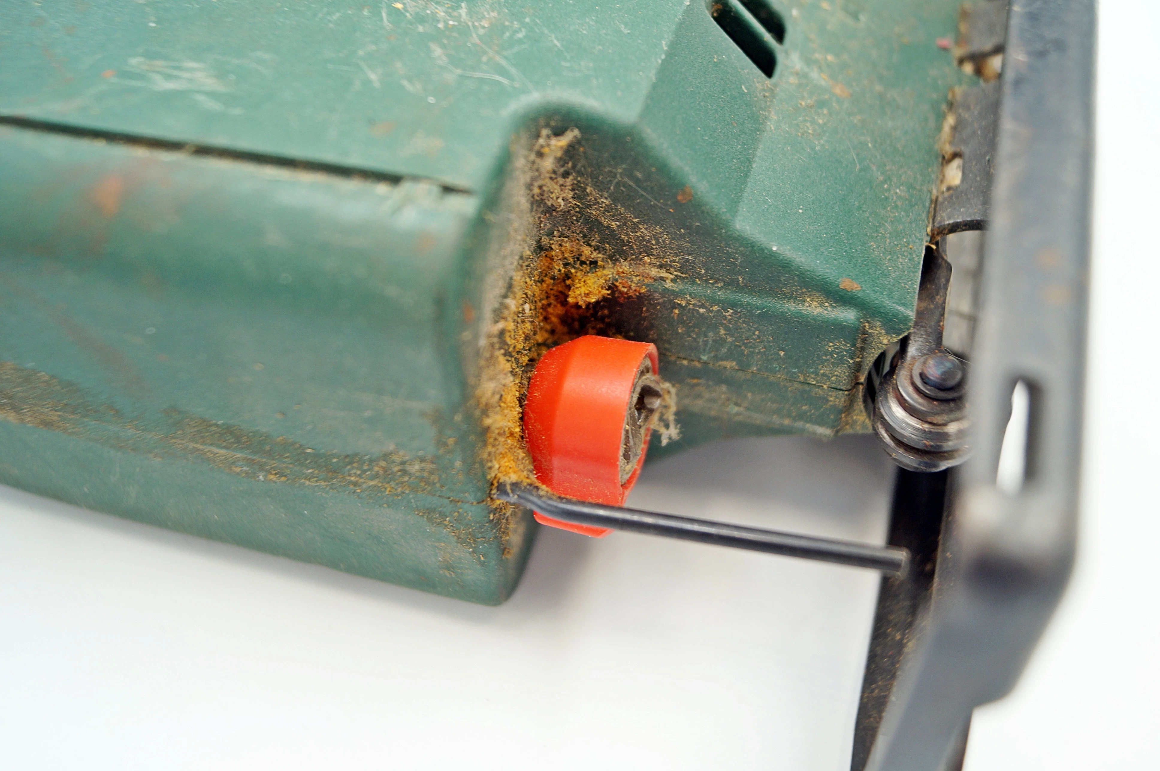 wyrzynarka-bosch-pst-650e-mocowanie-brzeszczotu-205041-222245