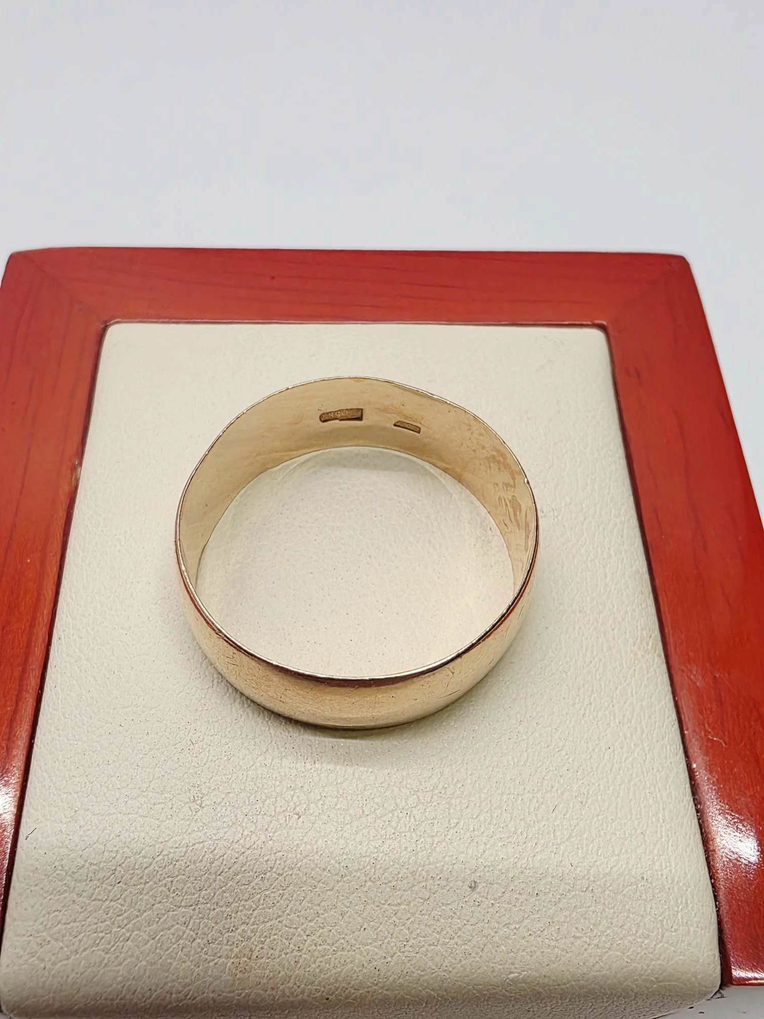 szeroka-zlota-obraczka-pr585-477-g-rozmiarsrednica-wew-mm-372-26