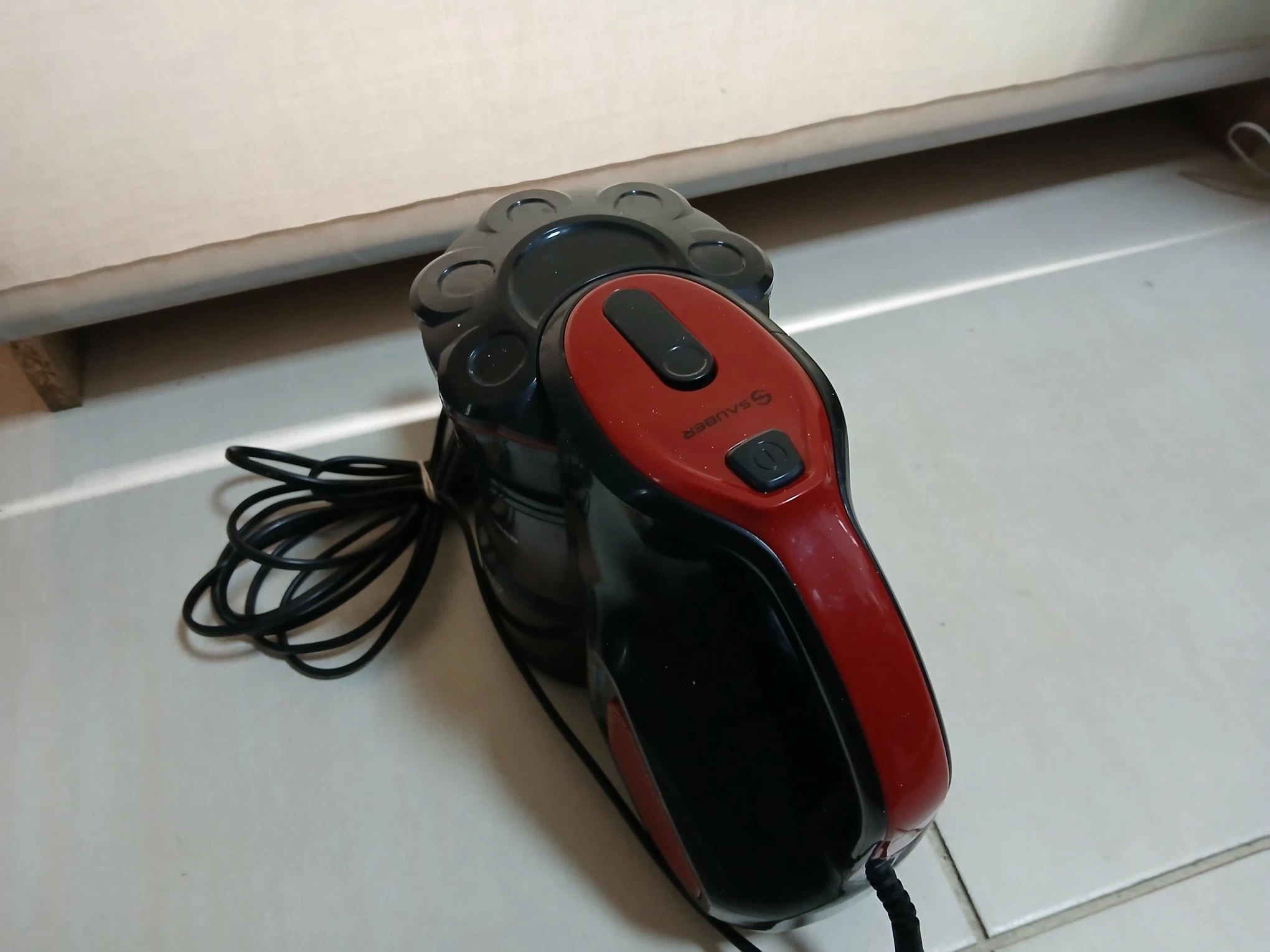 odkurzacz-pionowy-sauber-uve-1316402-kolor-dominujacy-129357-4