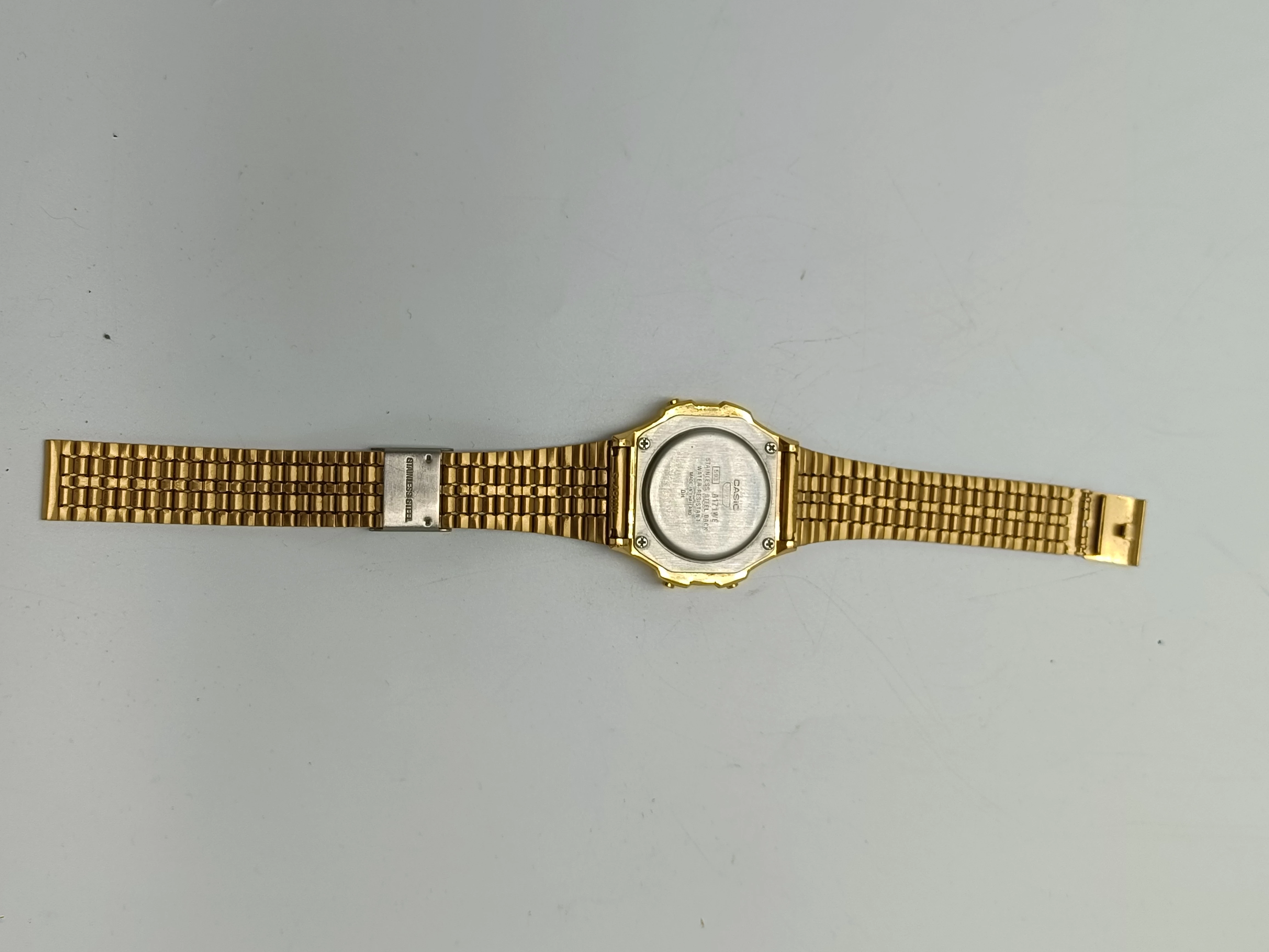 zegarek-damski-casio-a171w-rodzaj-129220-2